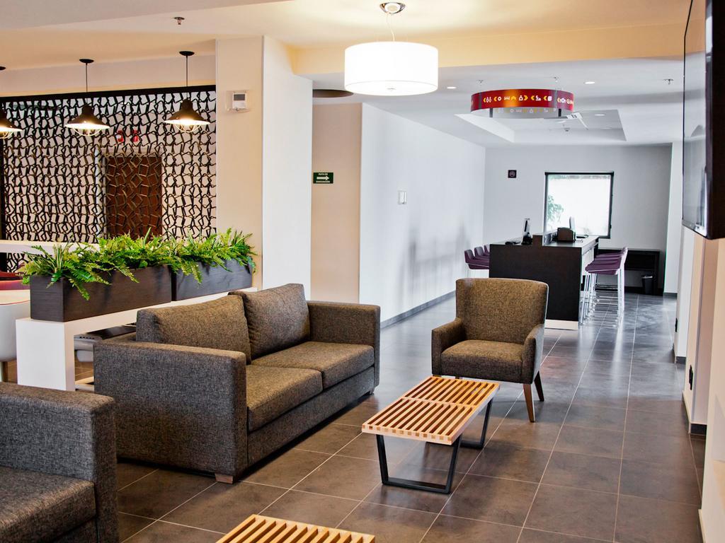 City Suites Puebla Finsa Exterior foto